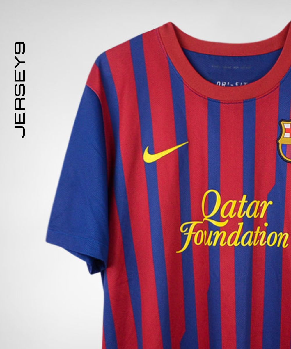 Barcelona Lionel Messi Home jersey 11-12 - Image 4